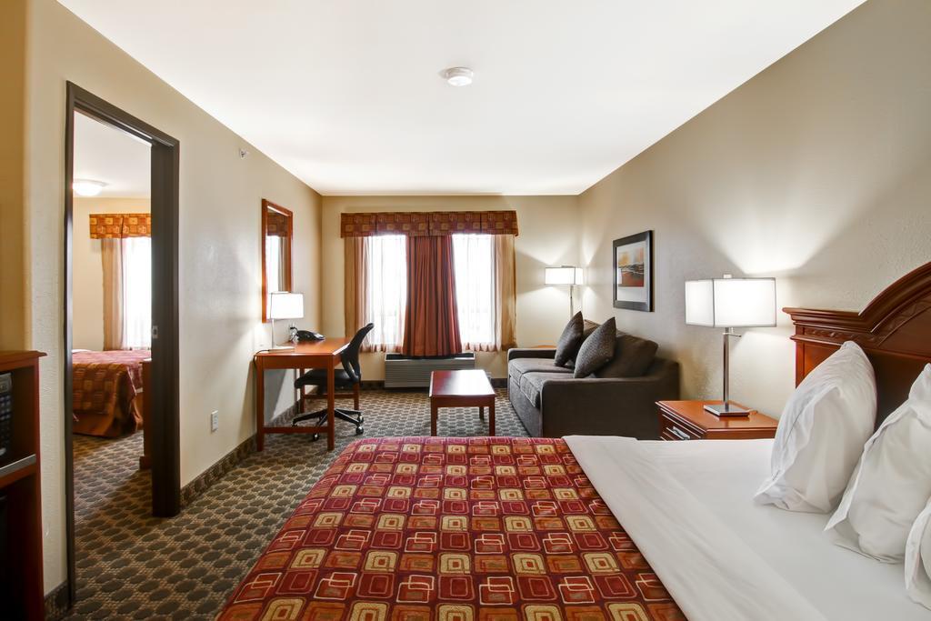 Canalta Rocky Mountain House Hotel Bagian luar foto